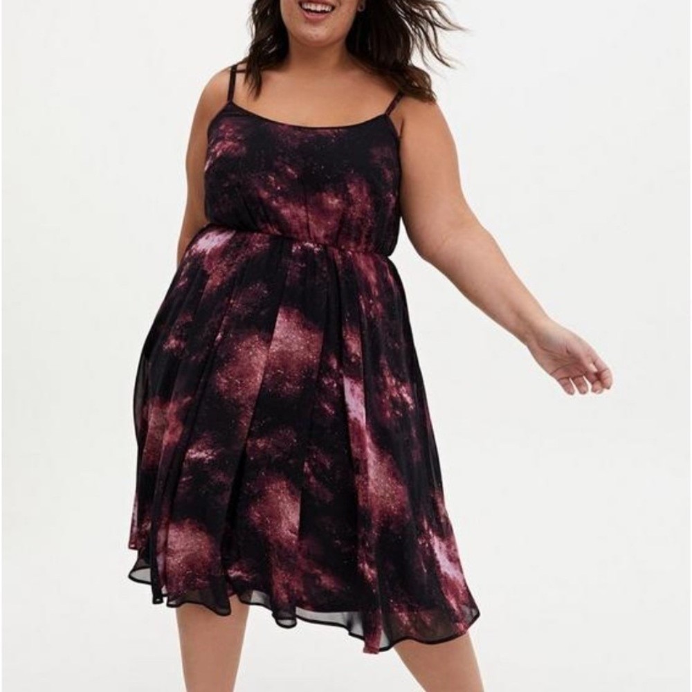 Torrid Midi Dress Plus 1 1X Galaxy Chiffon Midi Sleeveless Pleated Pockets